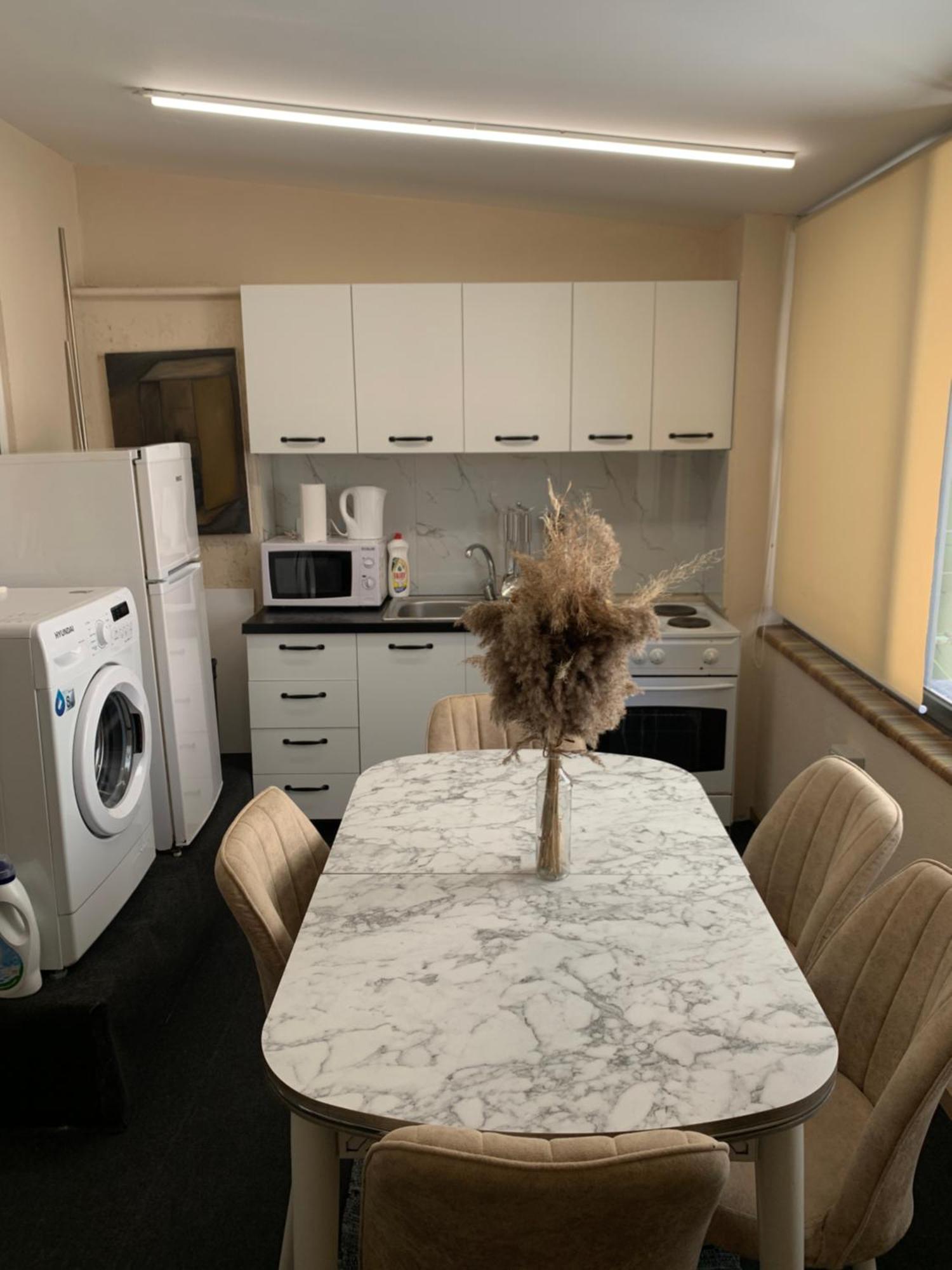 Citynest Apartments, 3-Minute Walk From The Skanderbeg Square Tirana Exterior photo